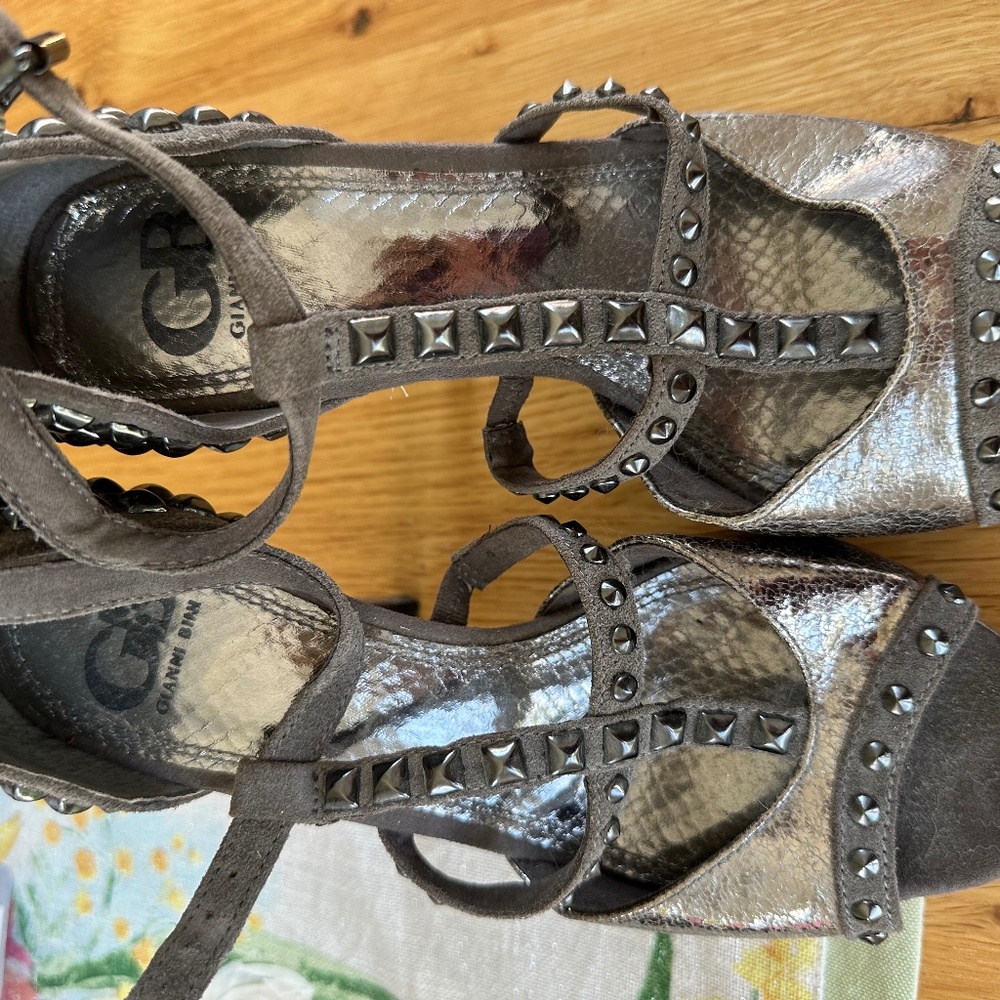 Gianni Bini heels